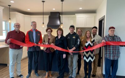 Lieutenant Governor Foley Visits Valentine to Celebrate Workforce Housing Accomplishment